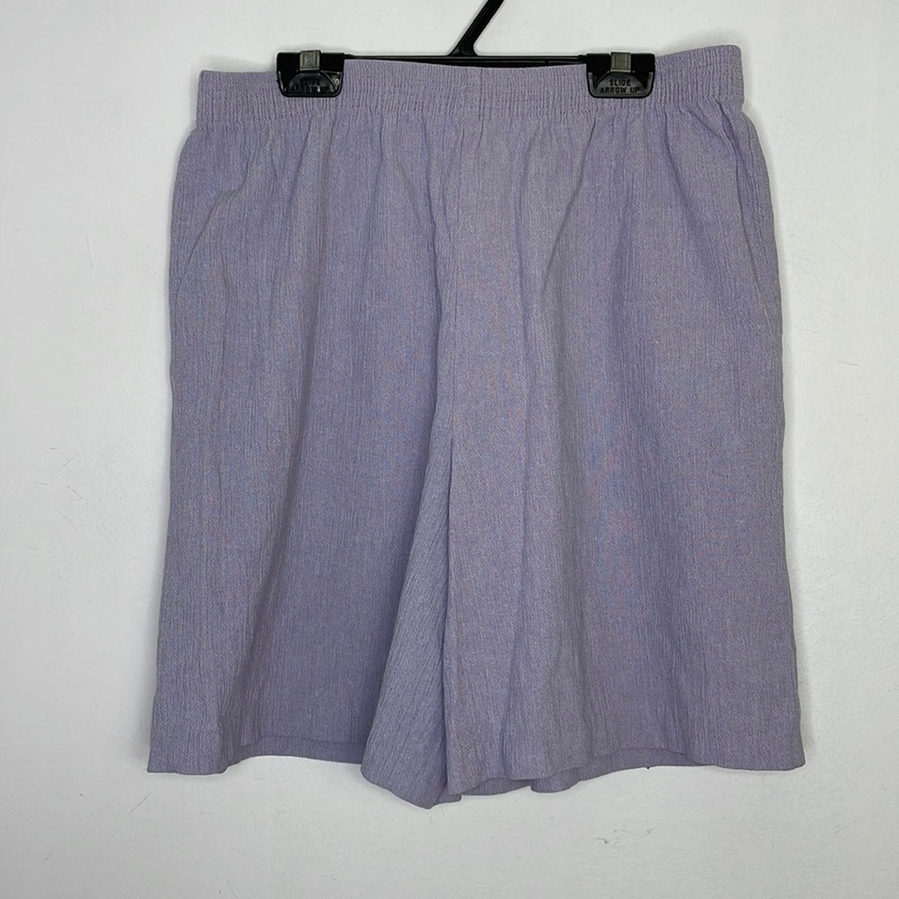 𝅺vintage elastic waist crinkle fabric lilac shorts
